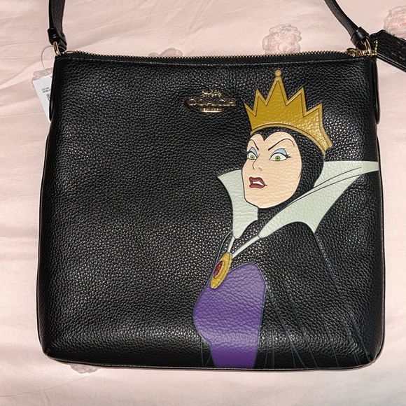 Coach Disney Villains Evil Queen Crossbody - Picture 2 of 8